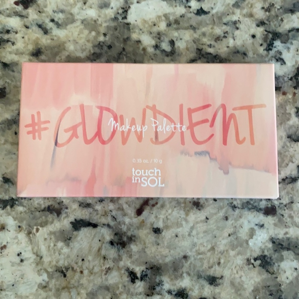 #glowdient touch in sol palette